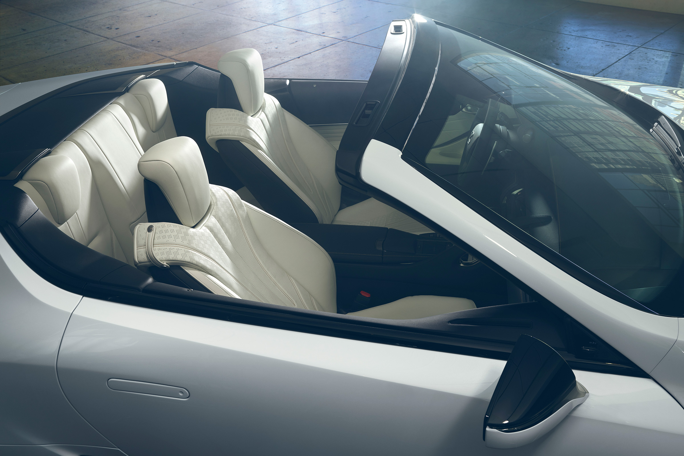 Lexus LC Convertible Concept  interior