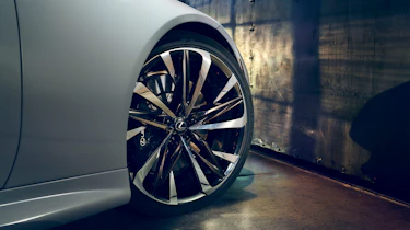 Lexus LC Convertible Concept wheel