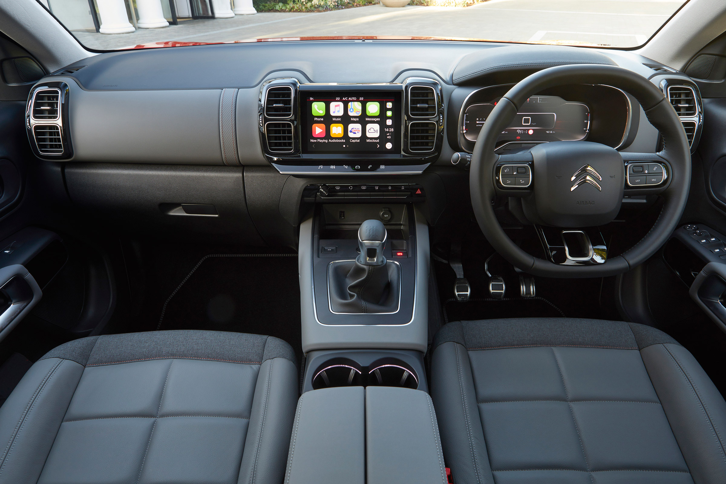 Citroen C5 Aircross - dash
