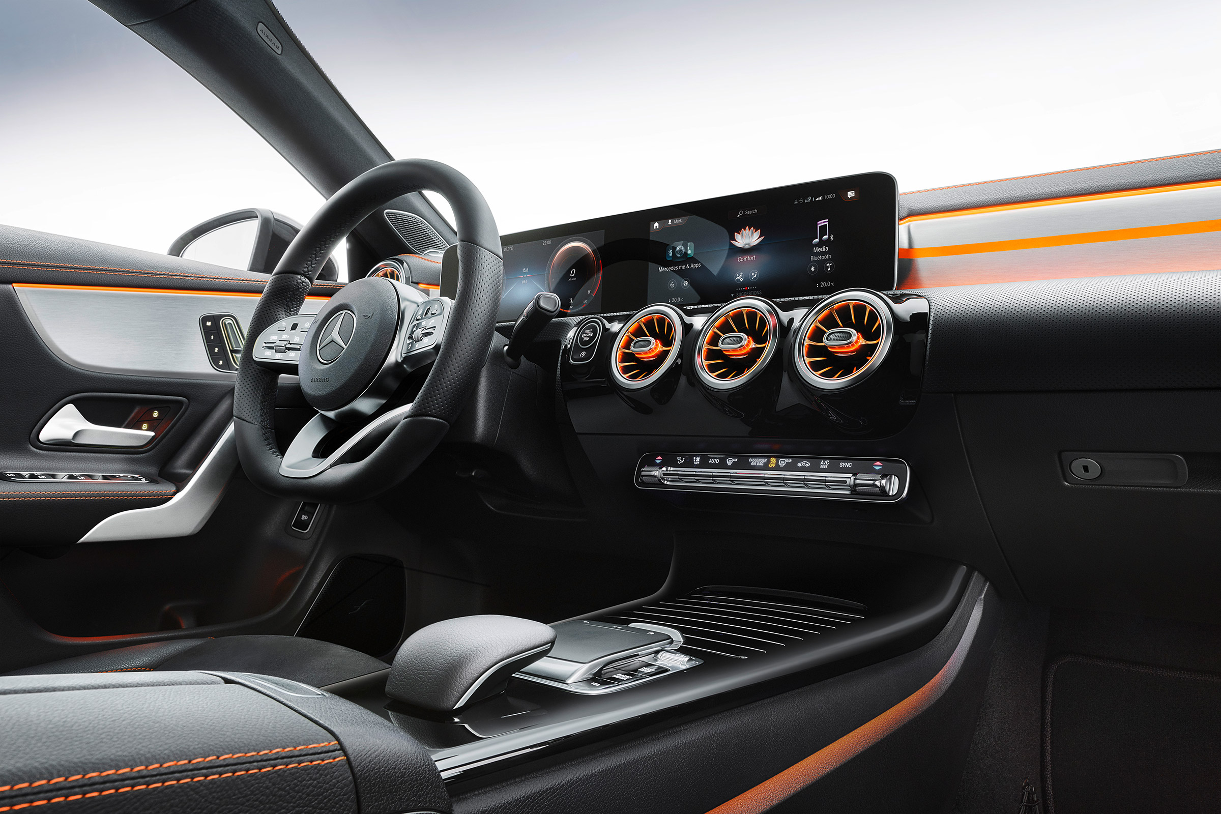 Mercedes CLA 2019 revealed - dash