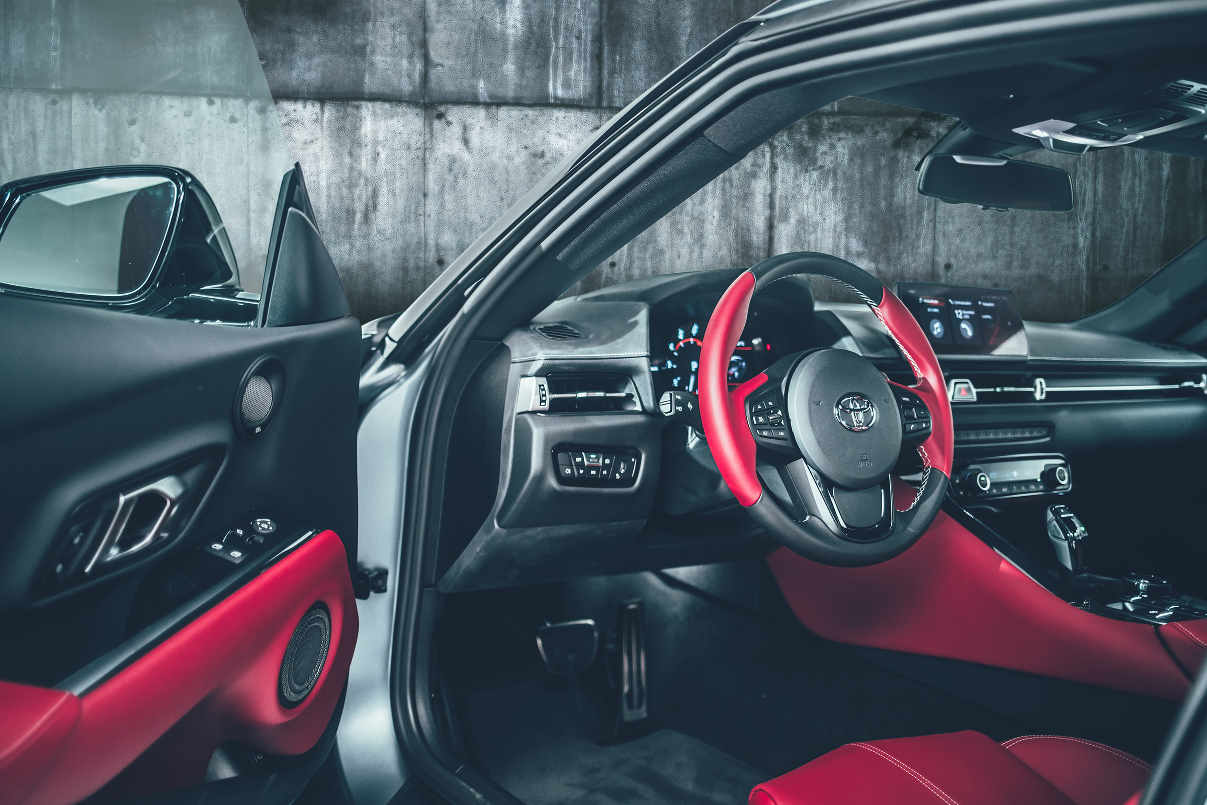 Toyota Supra A90 - interior
