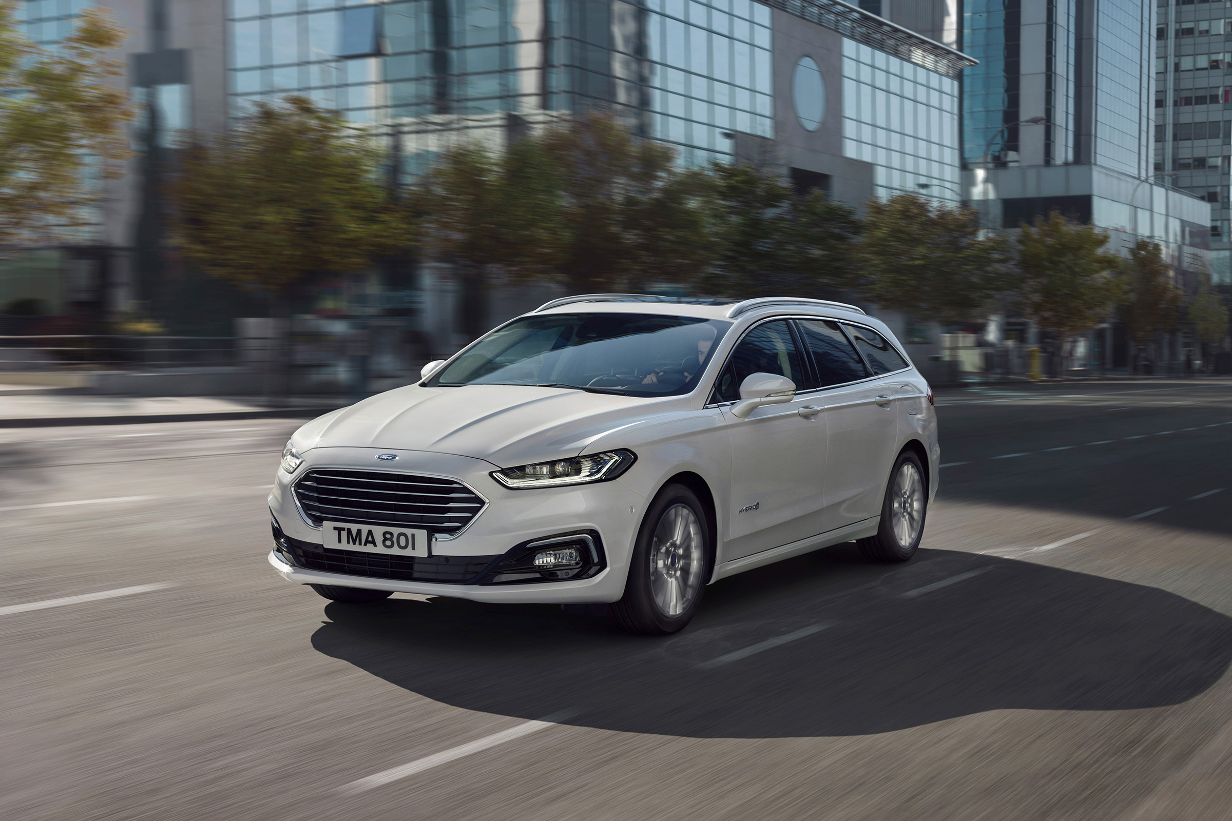Ford Mondeo MY19 estate - front quarter
