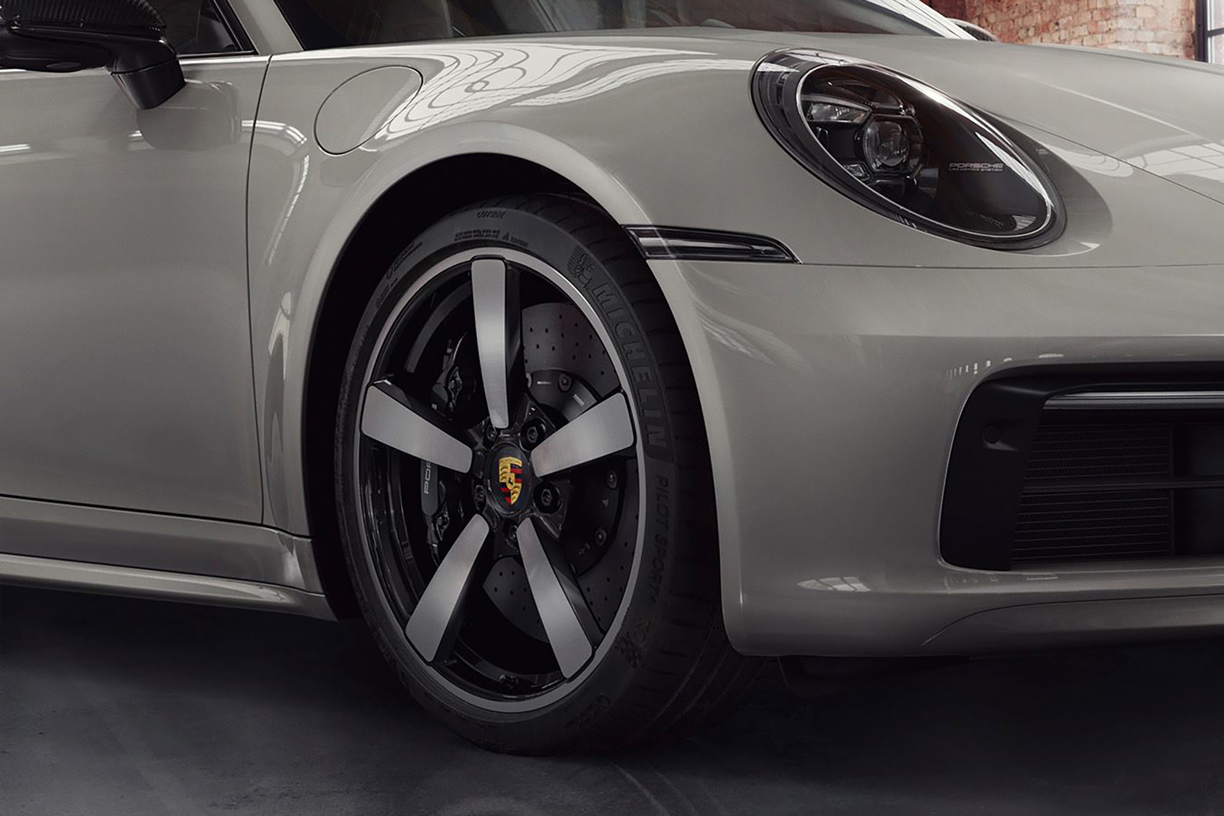 Porsche Exclusive Manufaktur 992 911