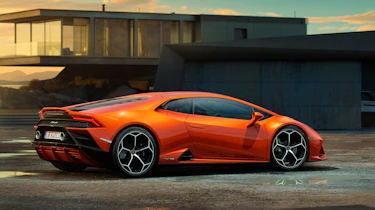 Lamborghini Huracan EVO side