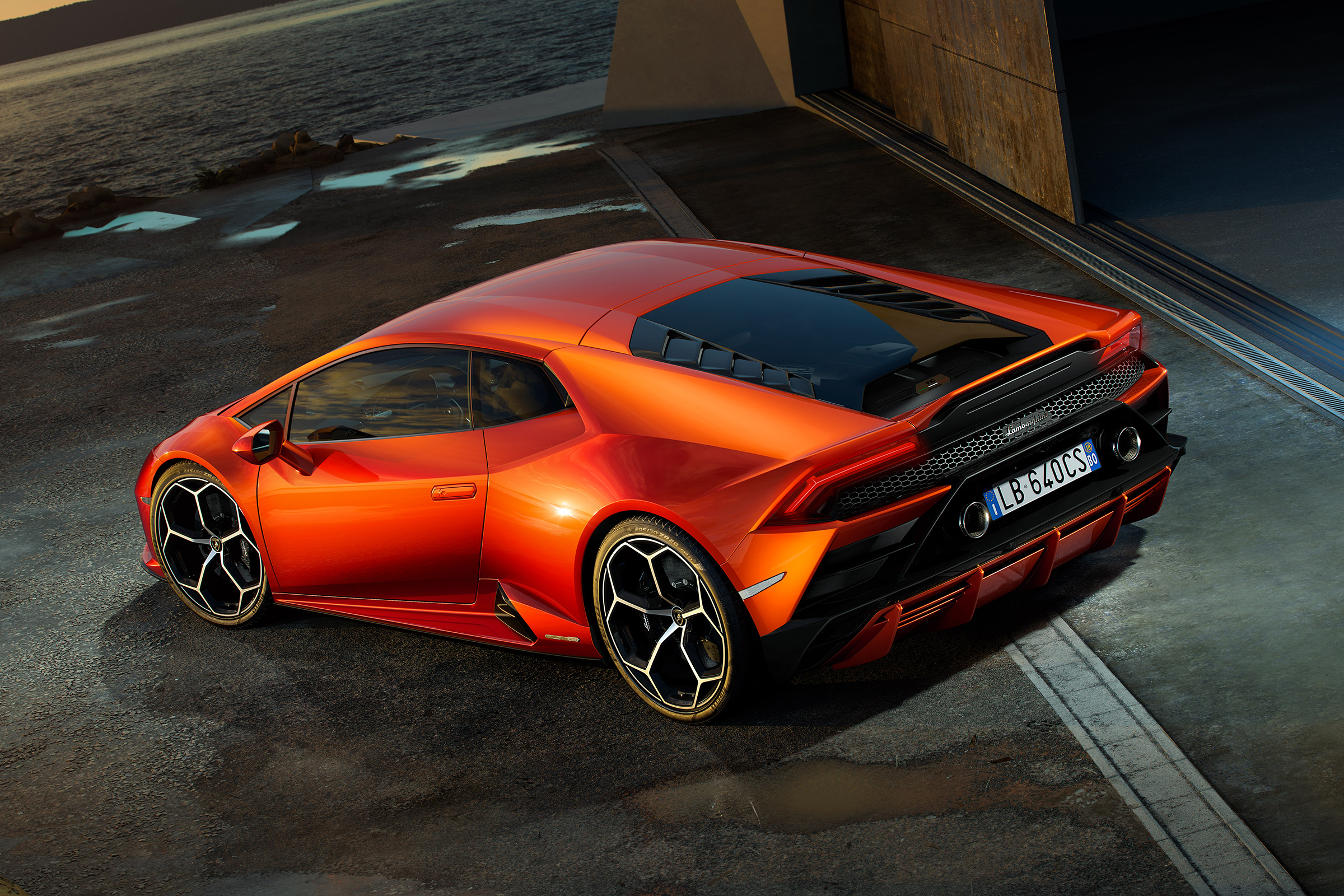 Lamborghini Huracan EVO rear