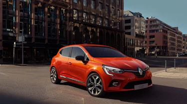 Renault Clio exterior - front quarter