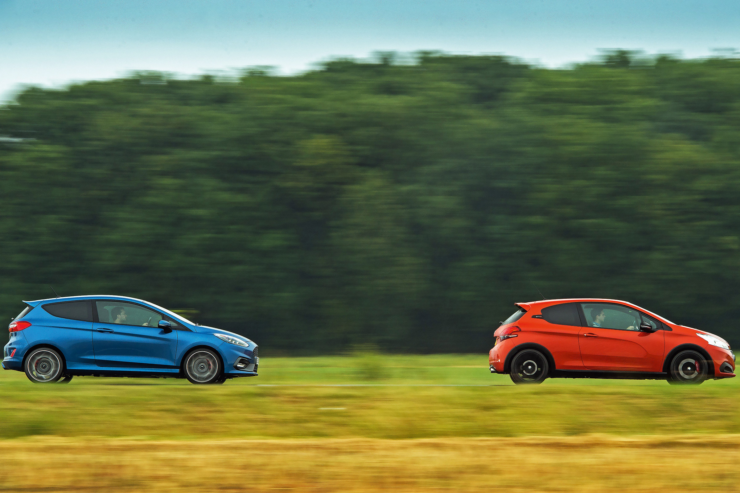 Pan hot hatchbacks