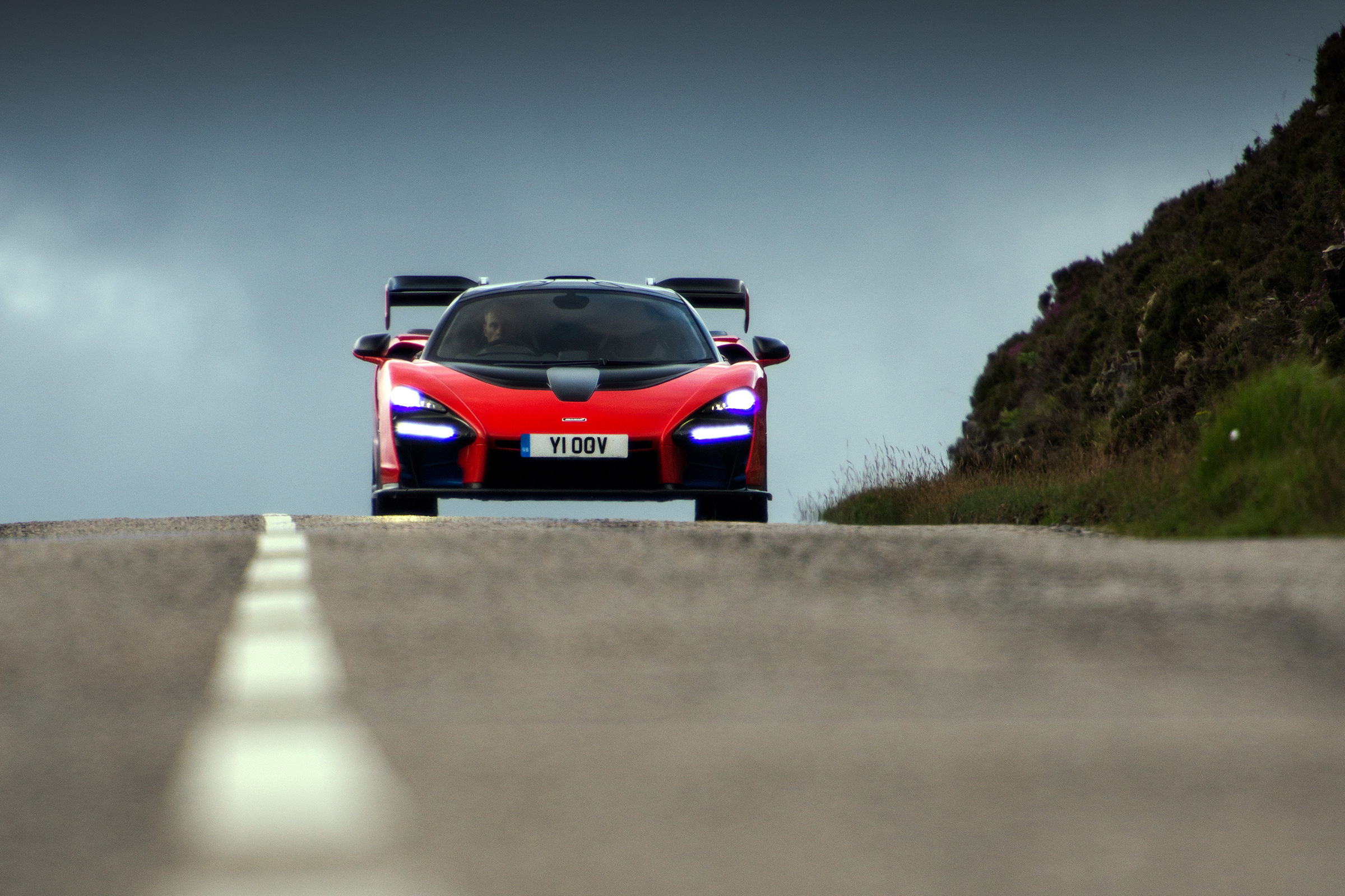 McLaren Senna front 