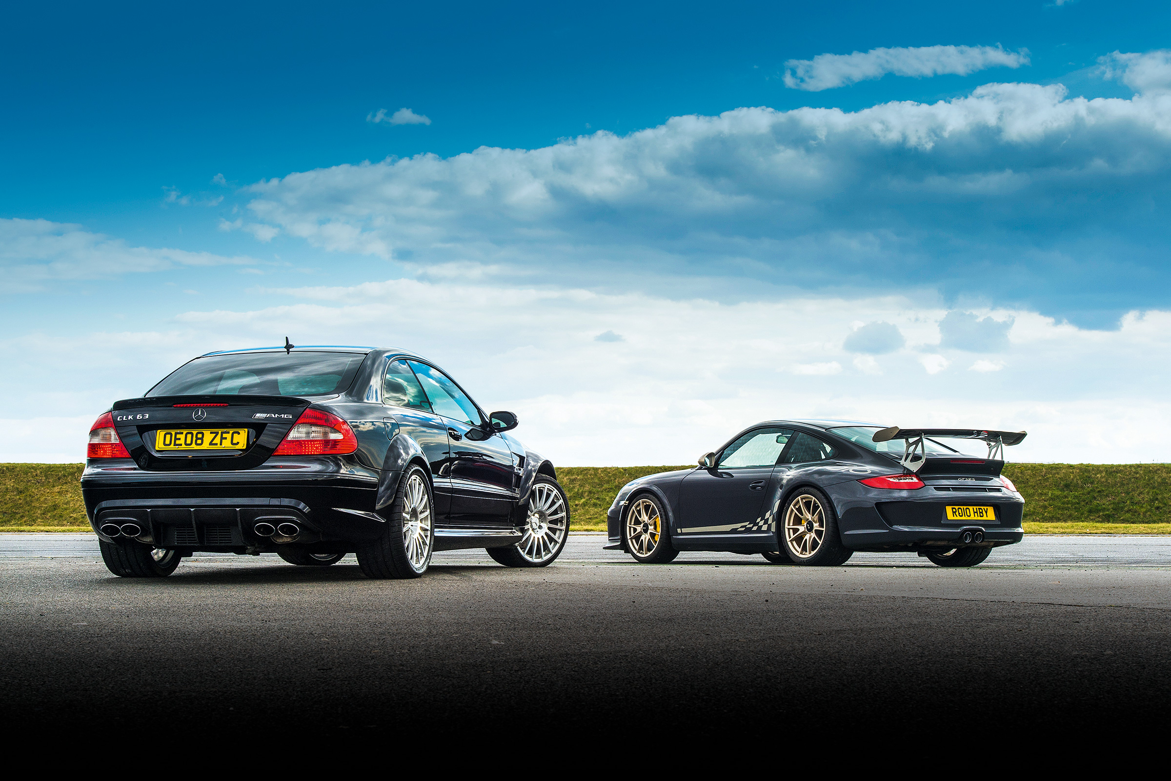 CLK63 Black Series vs 997 GT3 RS 