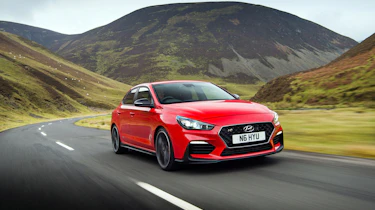 Hyundai i30 Fastback N - front quarter
