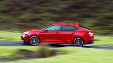 Hyundai i30 Fastback N - side