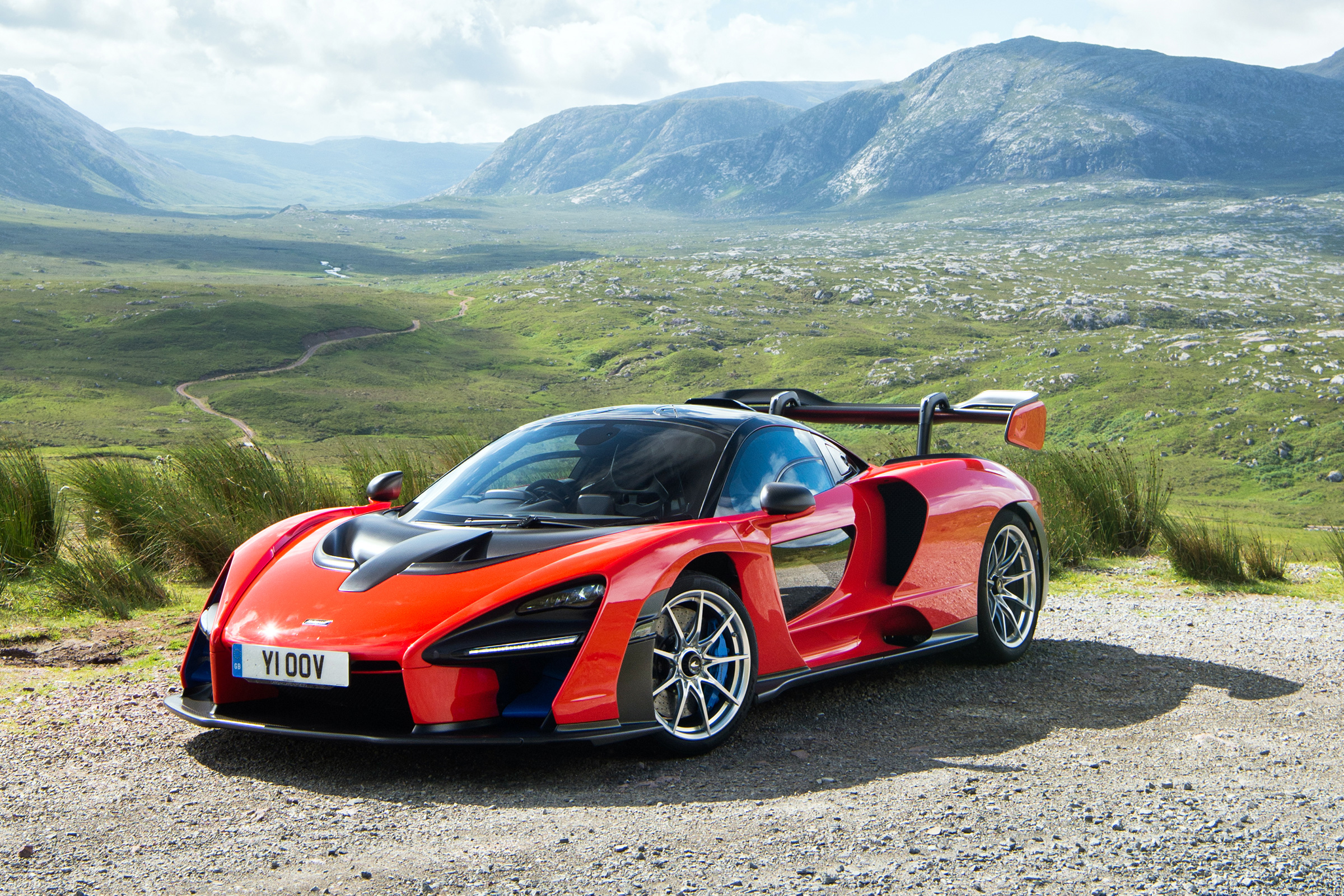 McLaren Senna front 