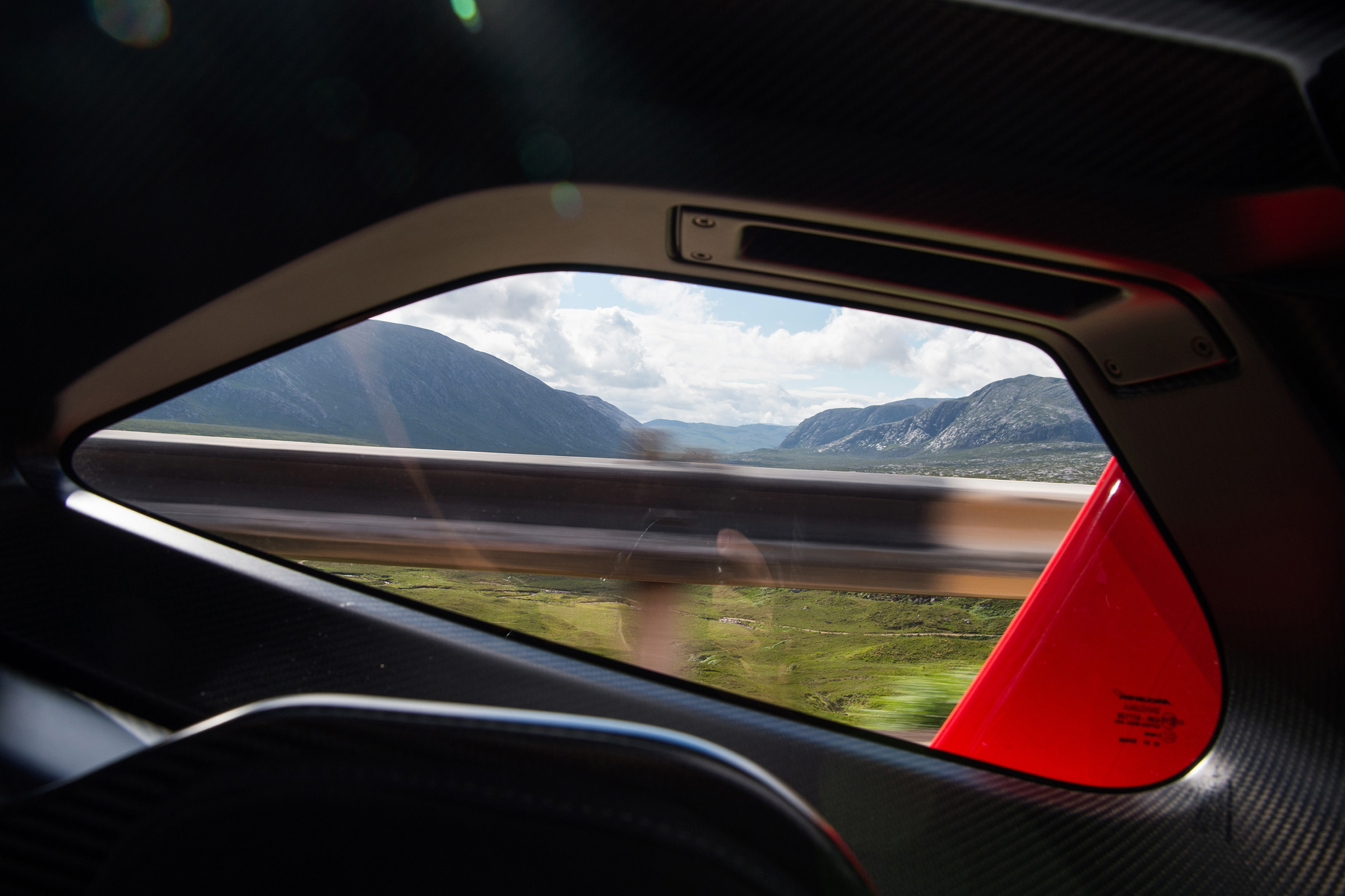 McLaren Senna door window 