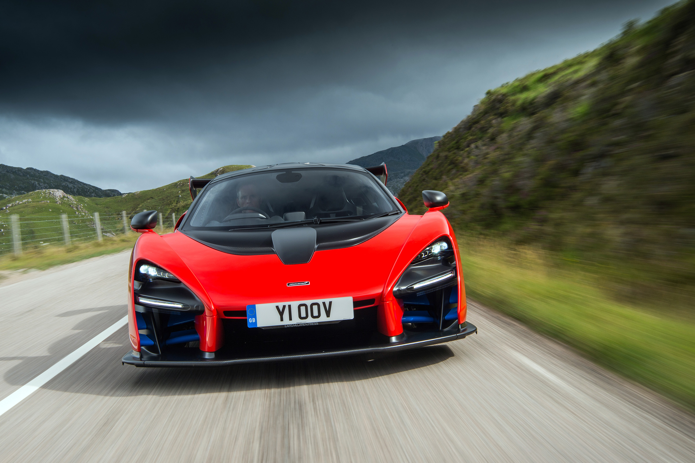 McLaren Senna front 