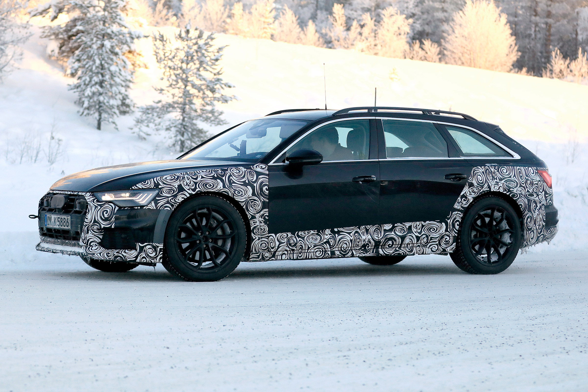 Audi A6 Allroad 2019 spiedquarter