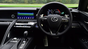 Lexus LC 500h - dash