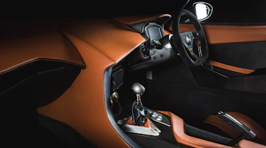 TVR Speed 12 - dash
