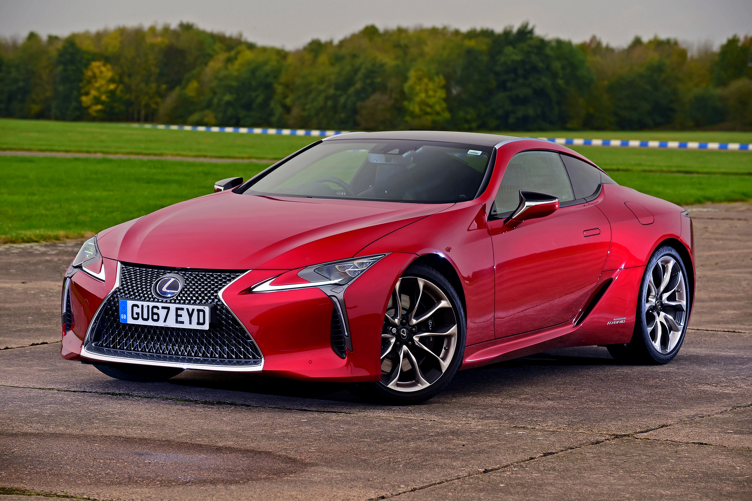 Lexus LC 500h - static