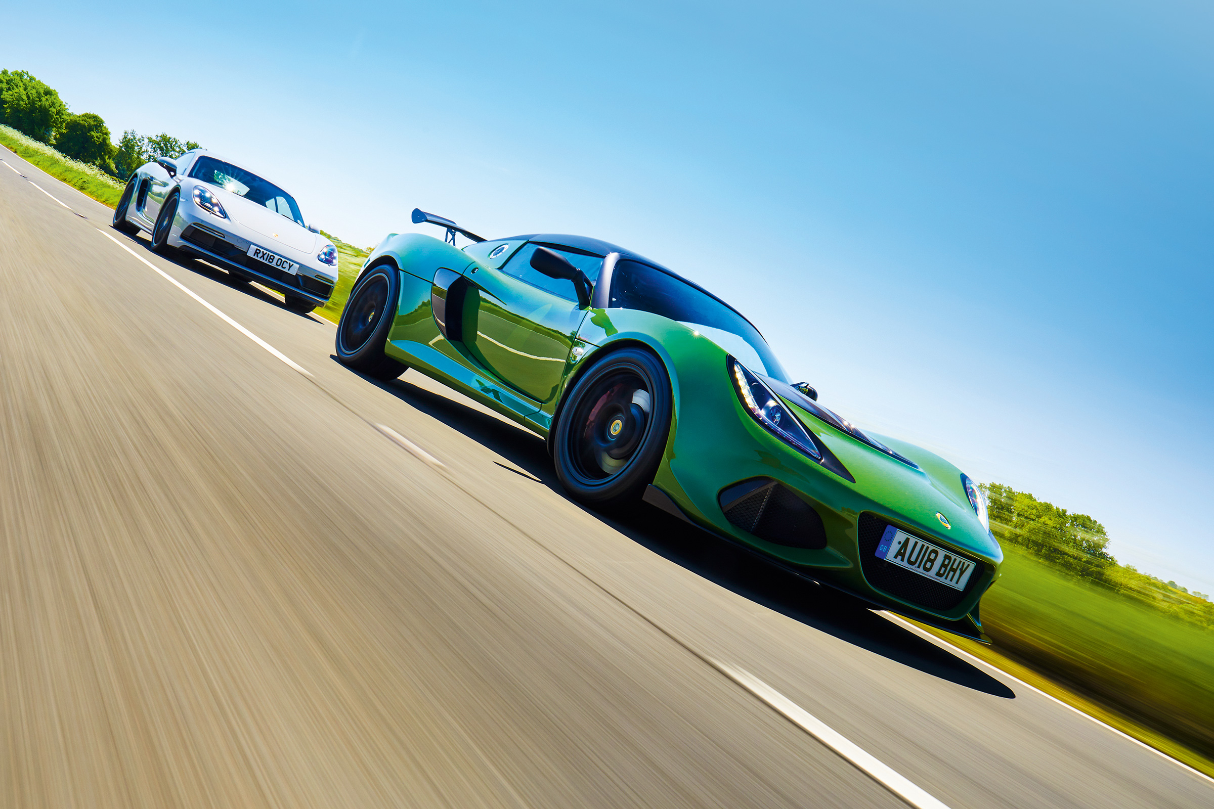 Porsche Cayman GTS vs Lotus Exige Sport 410