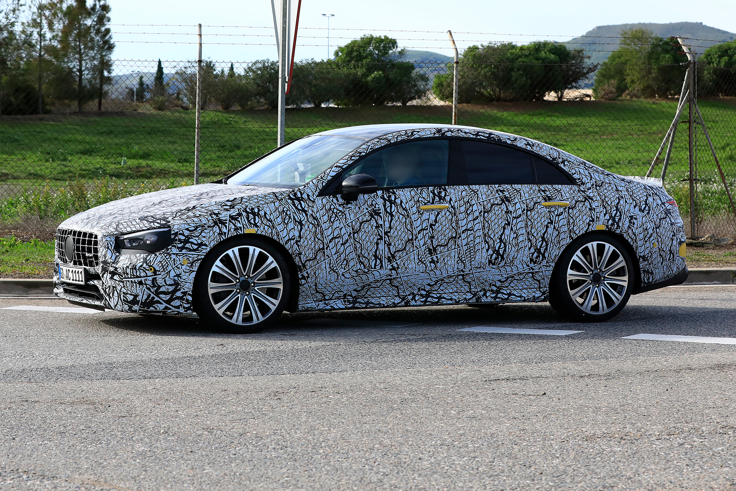 Mercedes-AMG CLA45 side