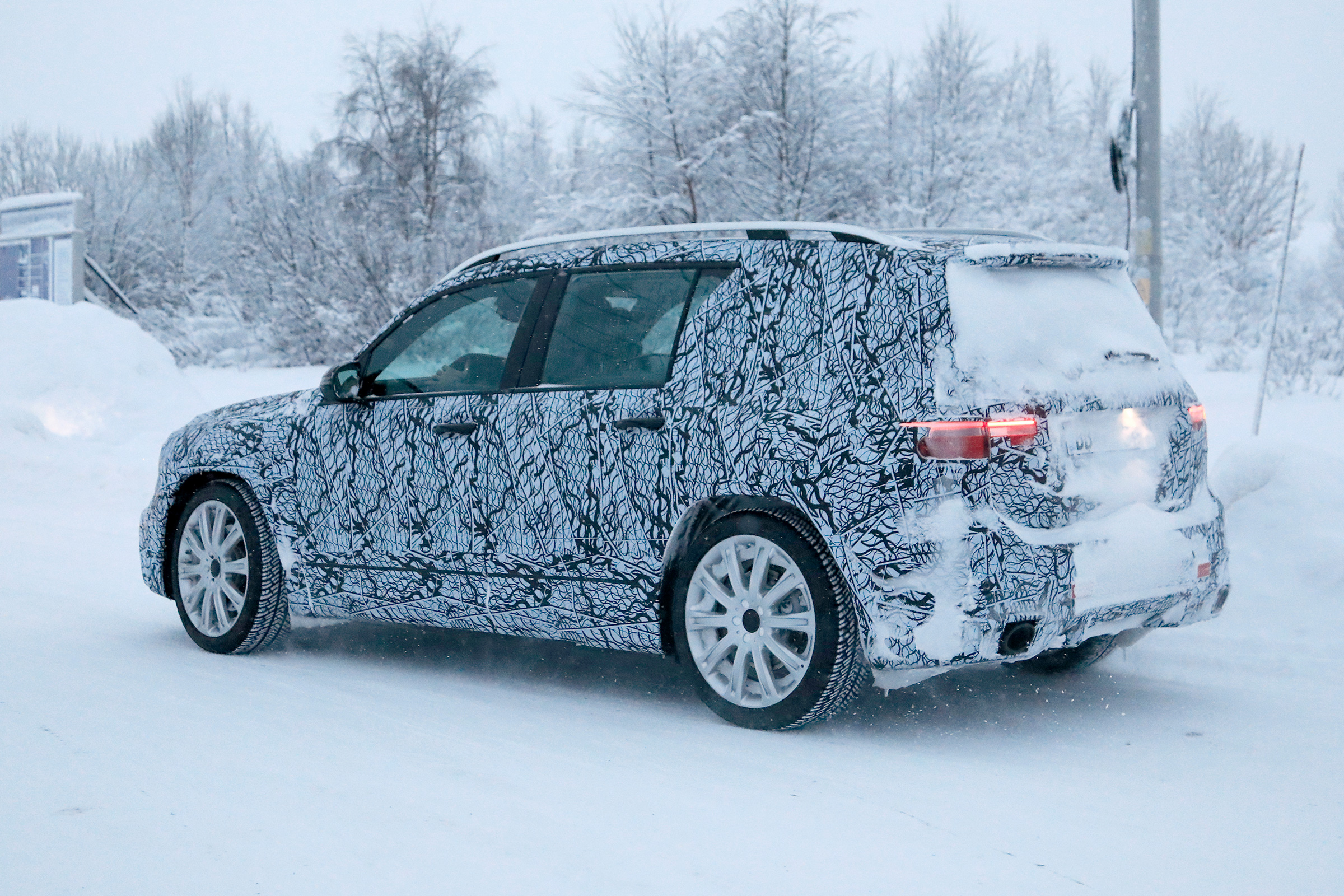 Mercedes-AMG GLB 35 spies