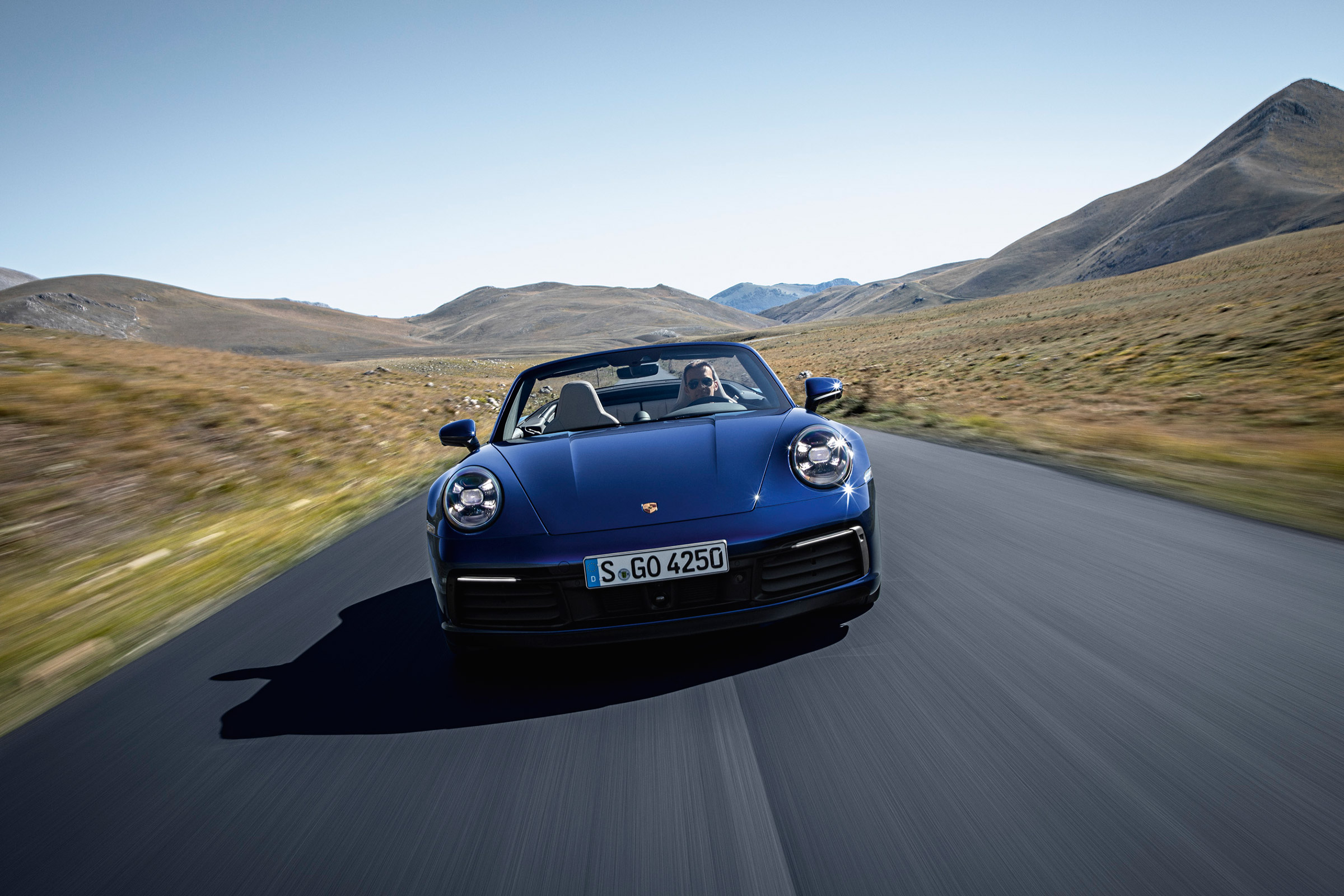 Porsche 911 Cabriolet 992 - front