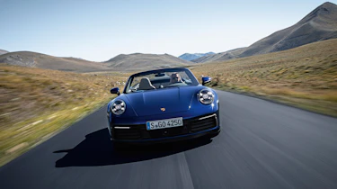 Porsche 911 Cabriolet 992 - front