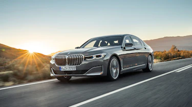 2019 BMW 7-series - front quarter