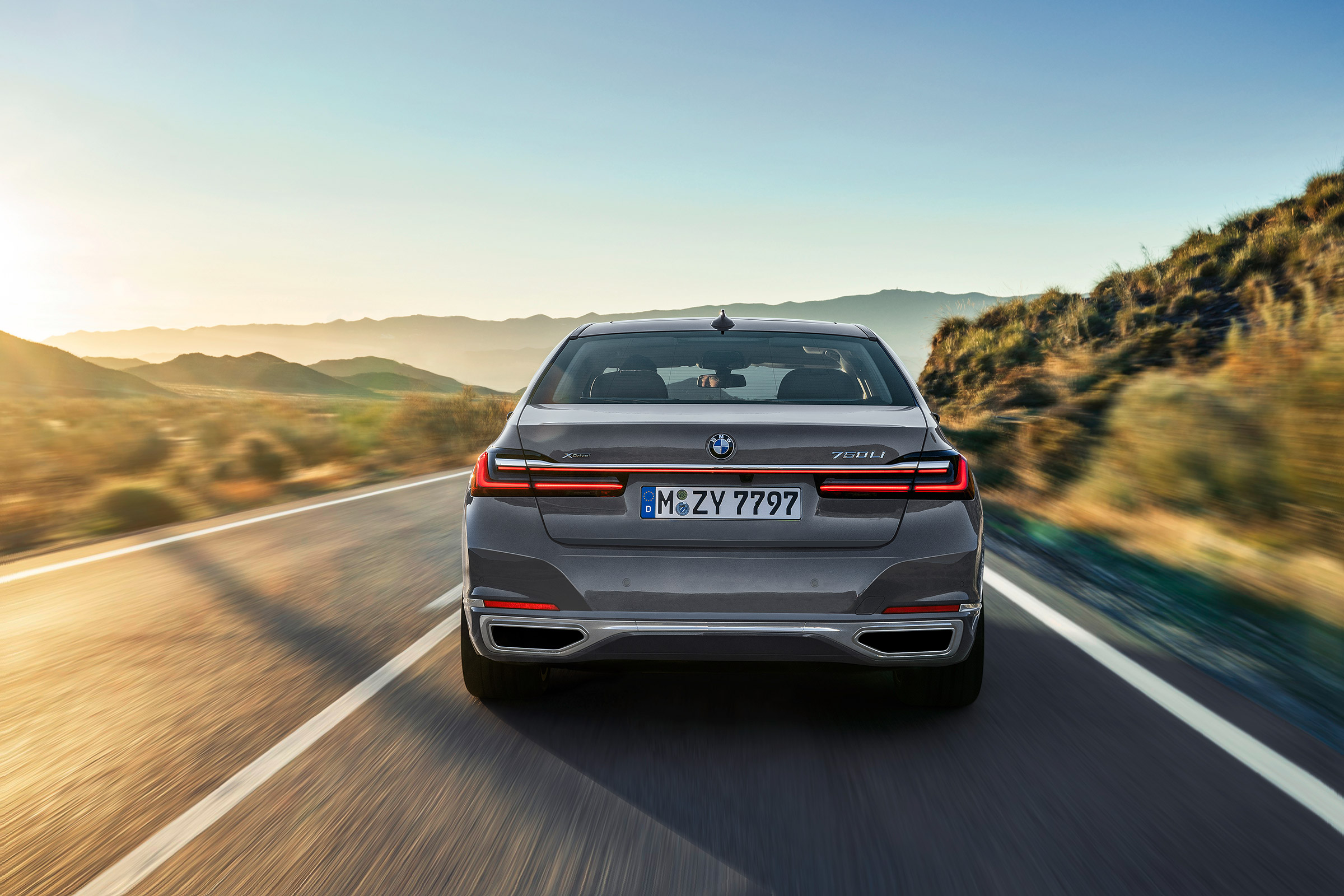 2019 BMW 7-series - rear