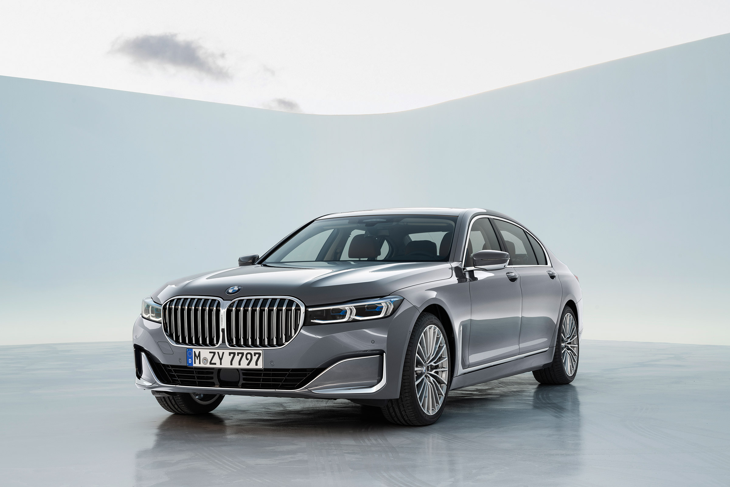 2019 BMW 7-series - nose