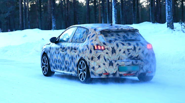 Peugeot 208 spied - rear quarter