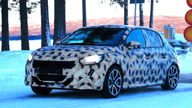 Peugeot 208 spied - quarter