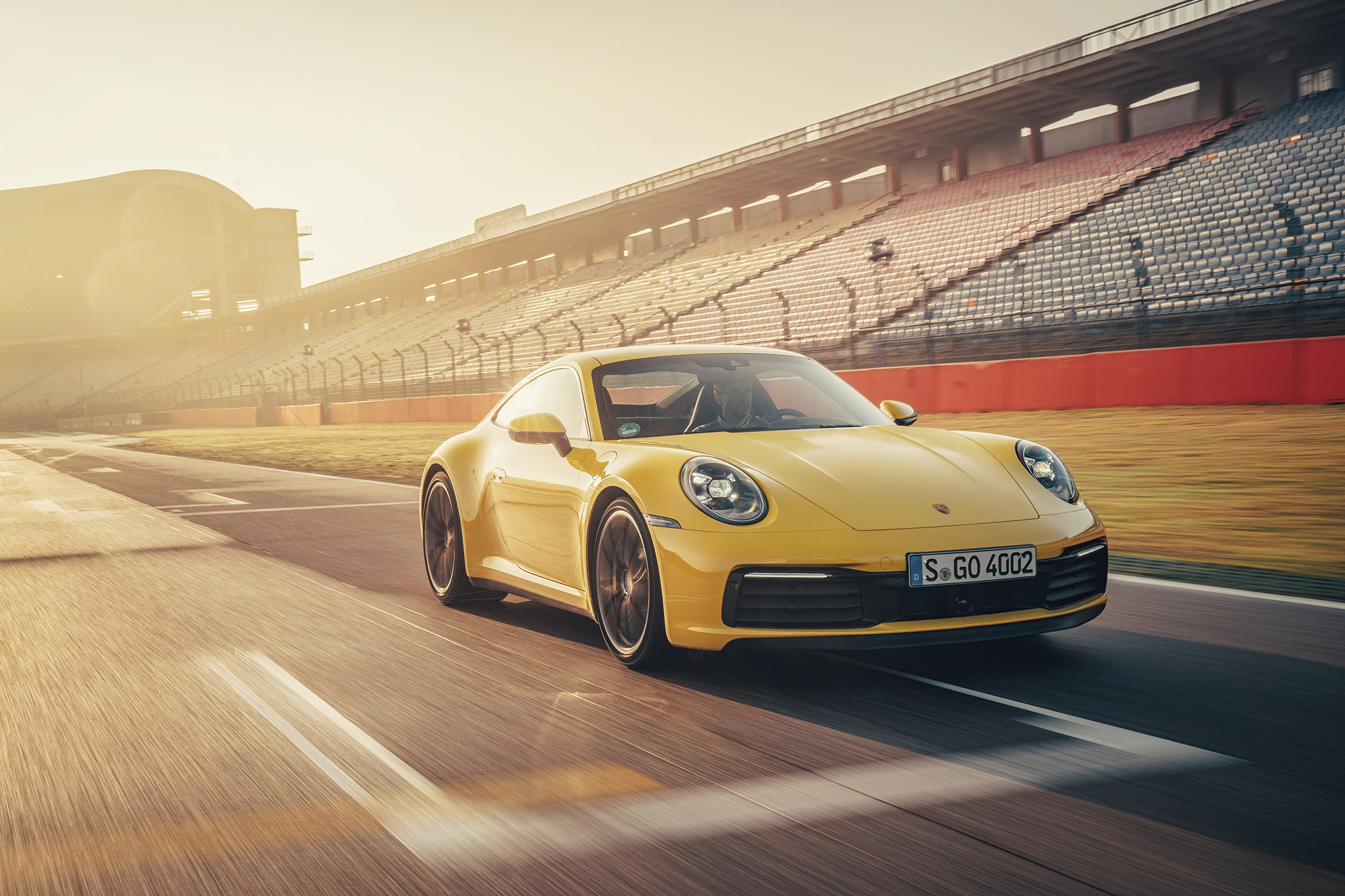 992 Porsche 911 Carrera S review - front