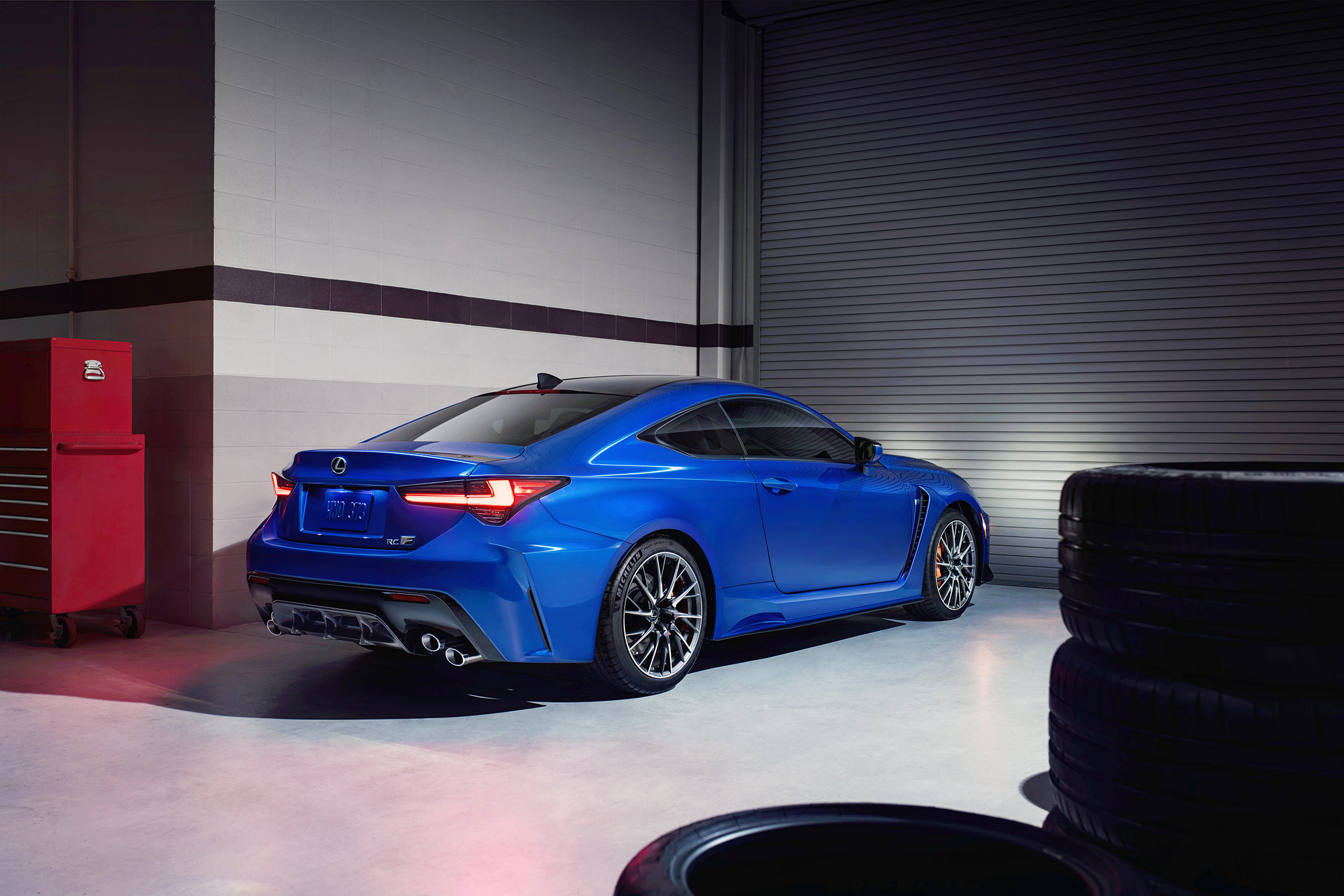 Lexus RC F - rear