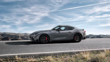 Toyota Supra - side