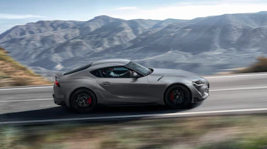 Toyota Supra - side