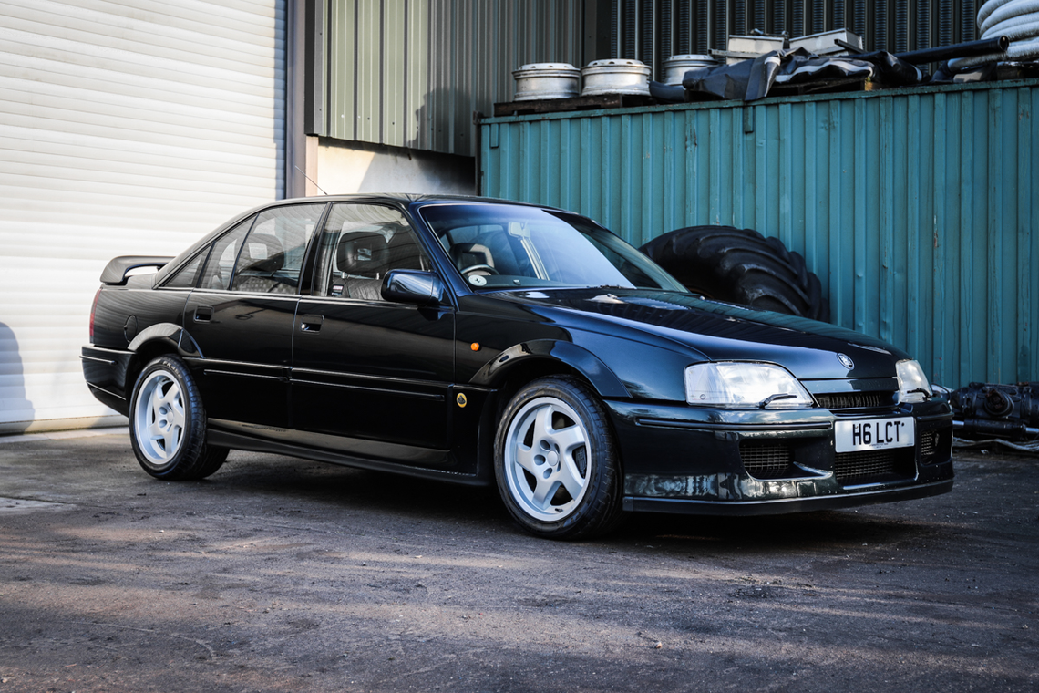 1992 Lotus Carlton