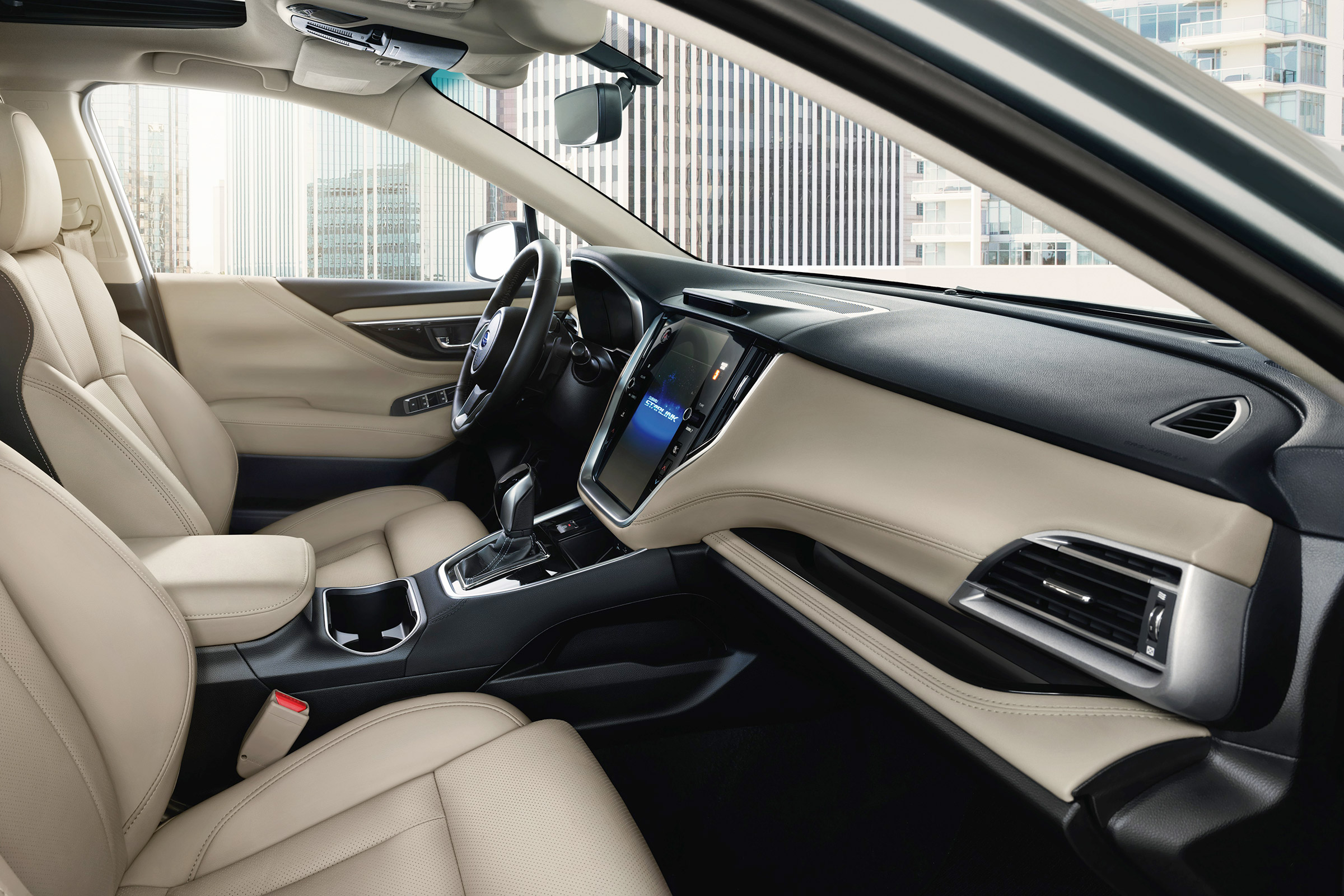 Subaru Legacy - interior