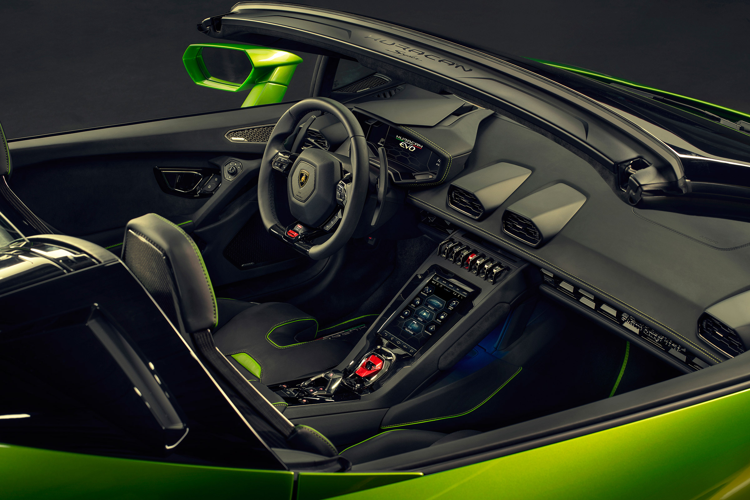 Lamborghini Huracan Evo Spyder - dash