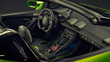 Lamborghini Huracan Evo Spyder - dash