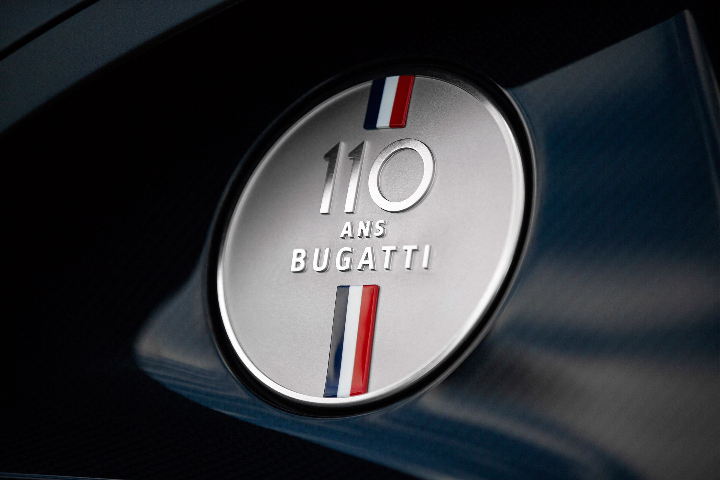 Bugatti Chiron 110 edition - badge