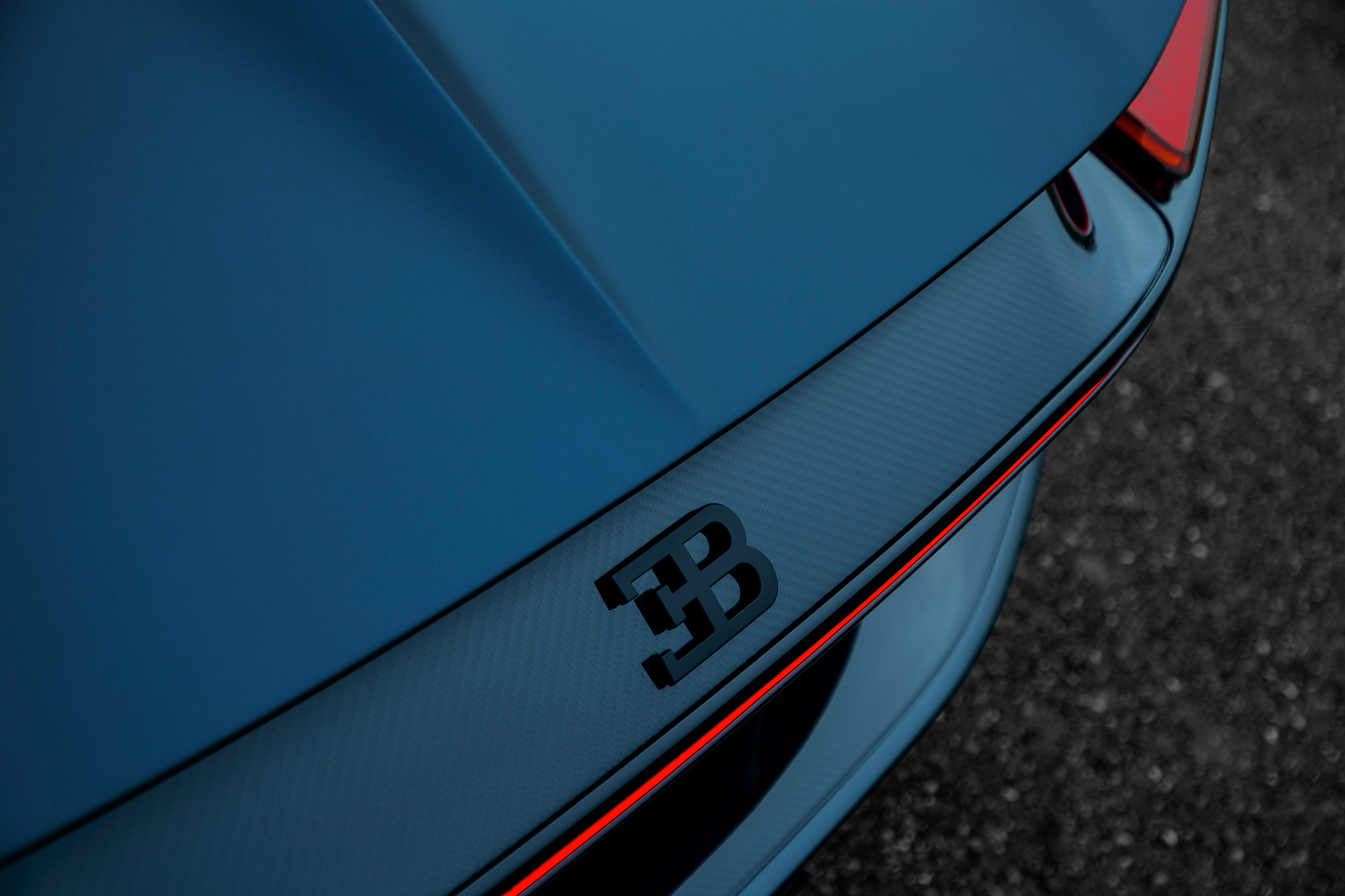 Bugatti Chiron 110 edition - badge