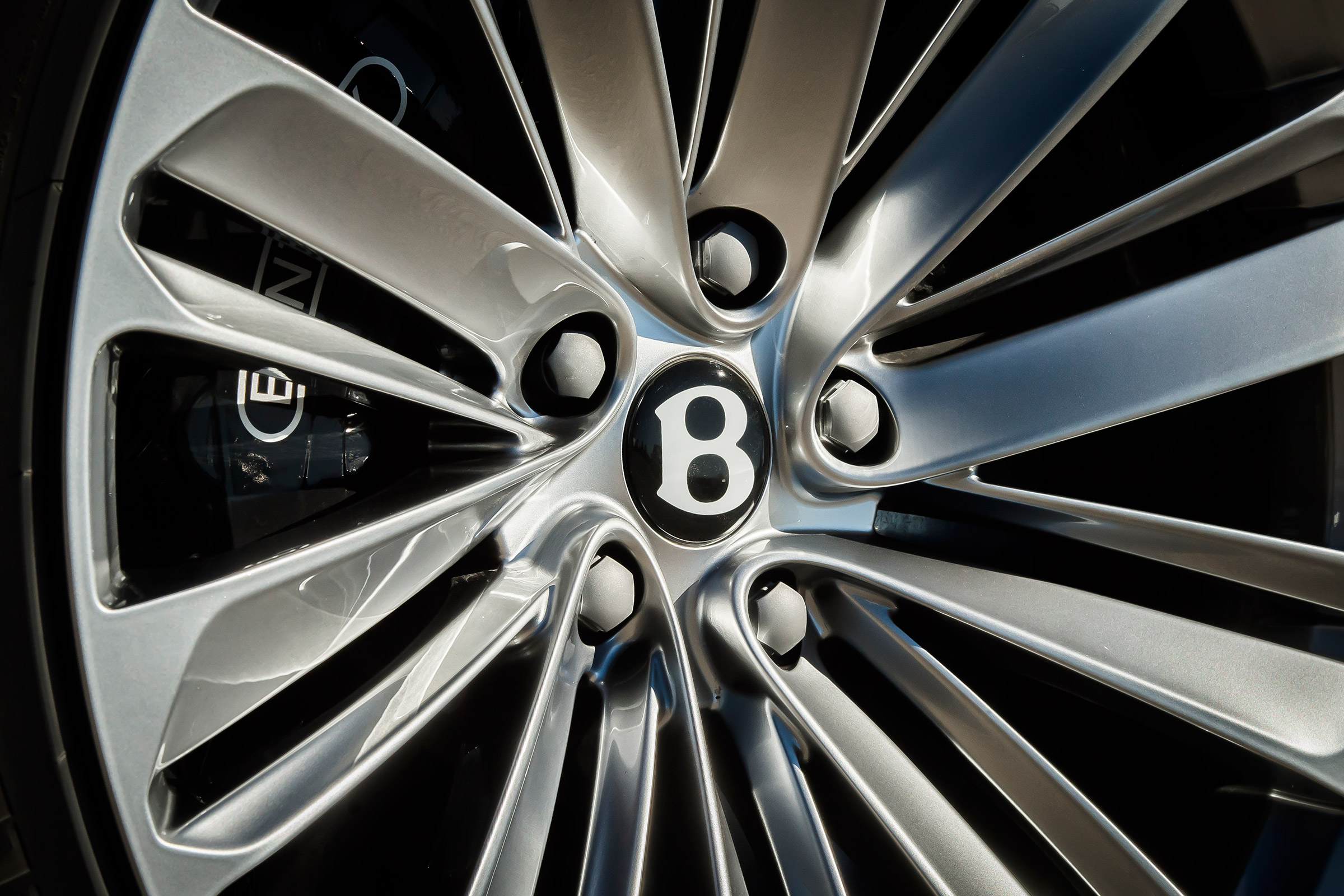 Bentley Bentayga Speed - wheels