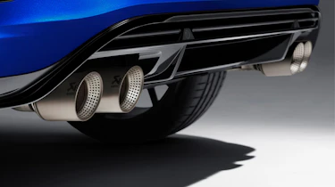 Volkswagen T-Roc R - pipes