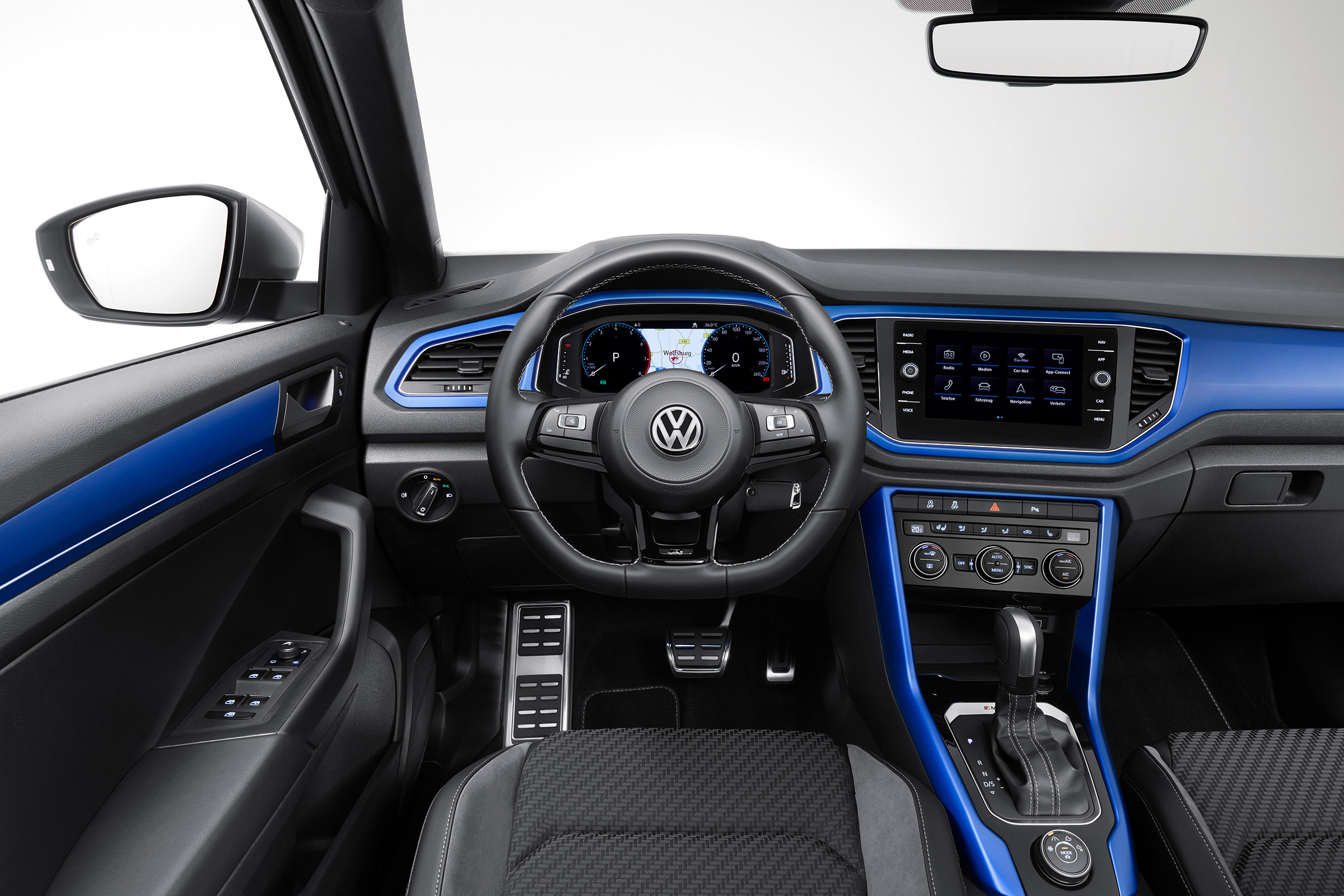 Volkswagen T-Roc R - interior