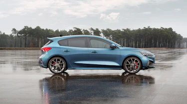 Ford Focus ST 2019 - profile