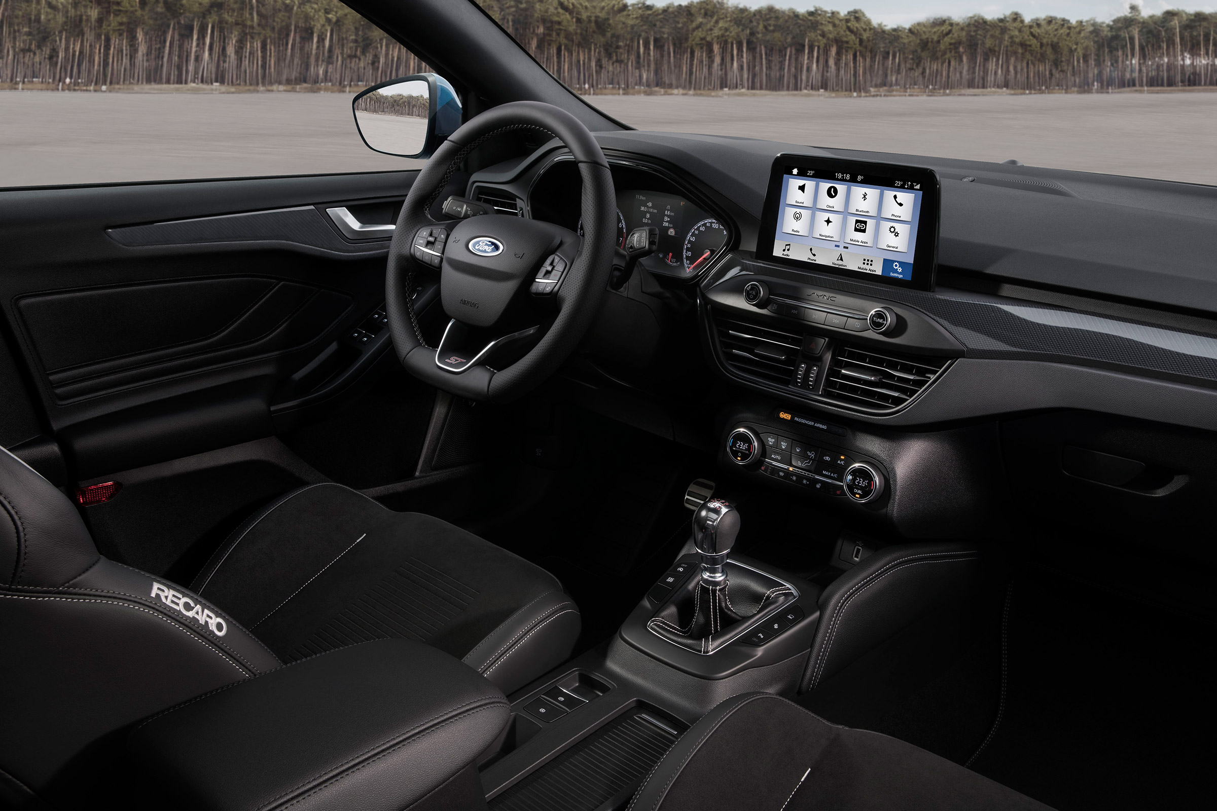 Ford Focus ST 2019 - interior