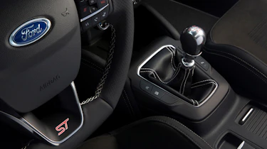 Ford Focus ST 2019 - box
