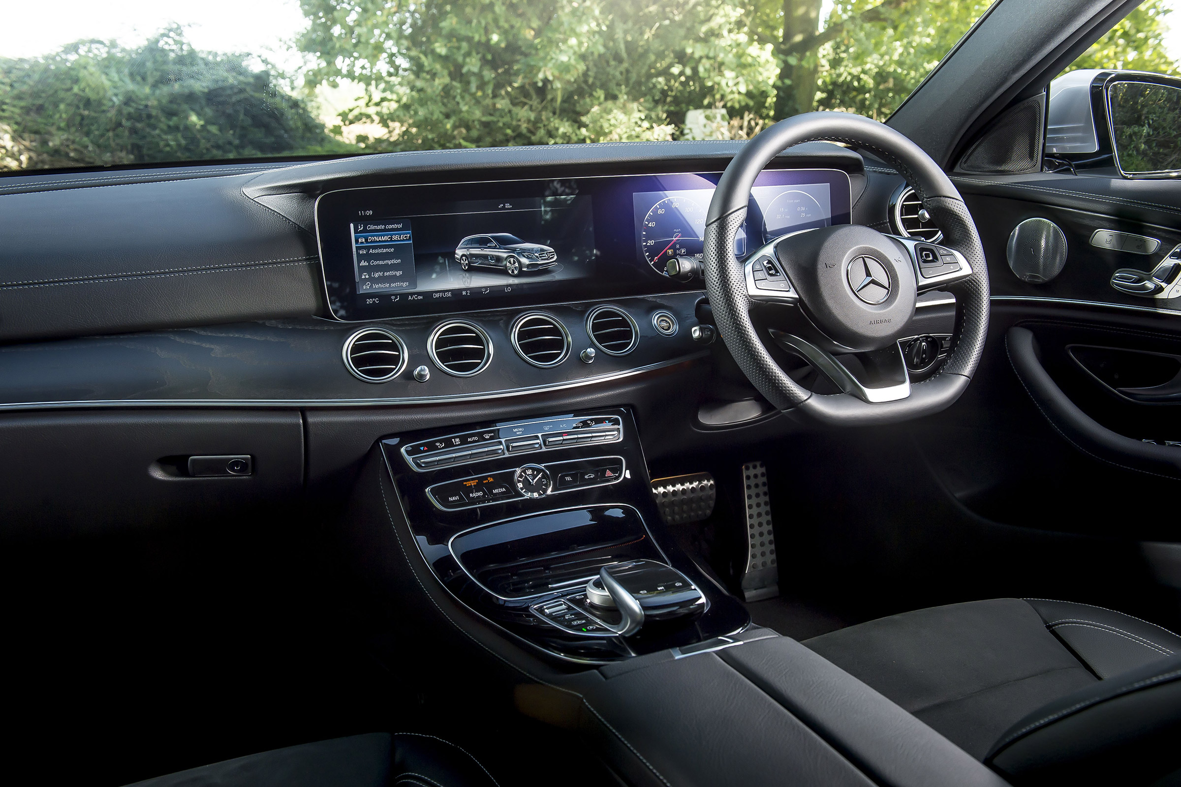 Mercedes E400d Estate review - interior