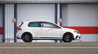 Golf GTI Clubsport S side